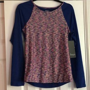 Women’s workout top